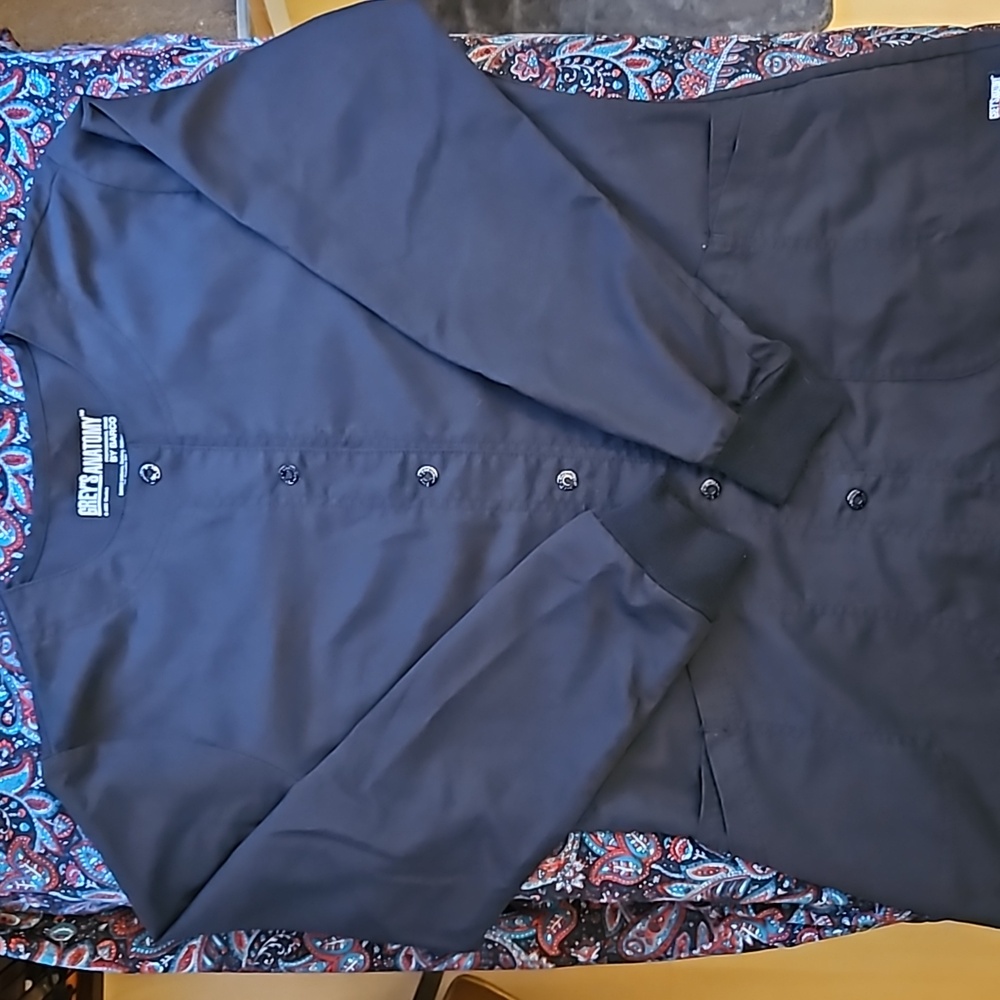 Grey's Anatomy Professional Wear by Barco Black Long Sleeve Button up Scrub Top